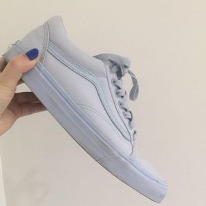 SKY BLUE OLD SKOOL VANS WORN ONCE SIZE 9